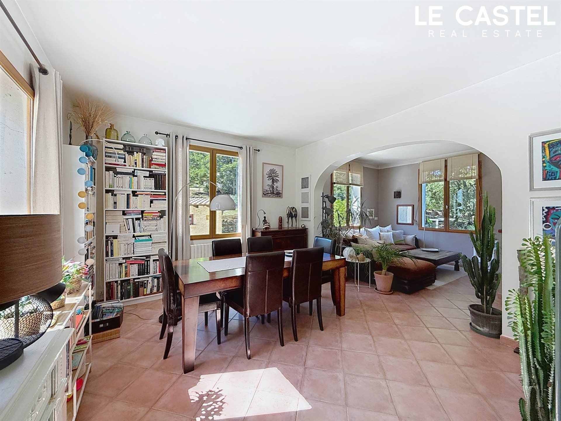 Maison à vendre, 159m², Trets