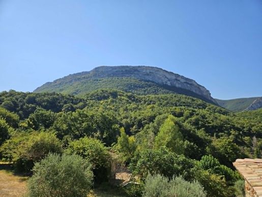 Maison 5 pièces 250 m² · à Piégros-la-Clastre · 250 m² · 525 000 €