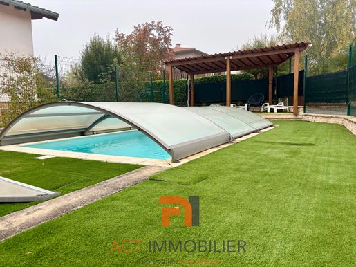 Maison 3 pièces 81 m² · à Éveux · 81 m² · 398 000 €