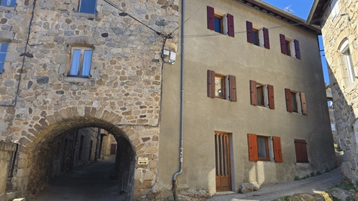 Maison 4 pièces 62 m² · à Saint-Martin-de-Valamas · 62 m² · 59 900 €
