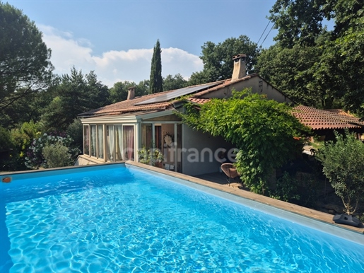 Maison 4 pièces 117 m² · à Vézénobres · 117 m² · 324 000 €