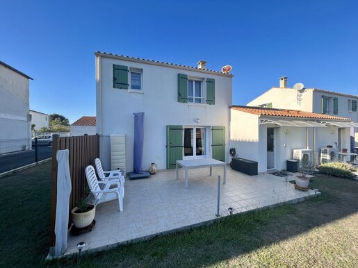 Maison 4 pièces 81 m² · au Grand-Village-Plage · 81 m² · 325 500 €