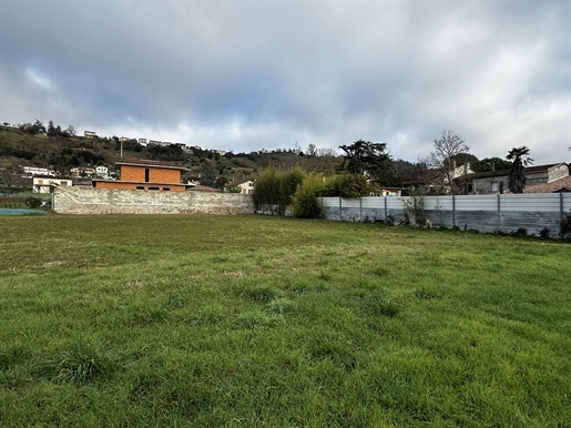 Terrain 1354 m² · à Albi · 1 354 m² · 94 500 €