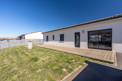 Maison 5 pièces 96 m² · à Fronton · 96 m² · 320 000 €