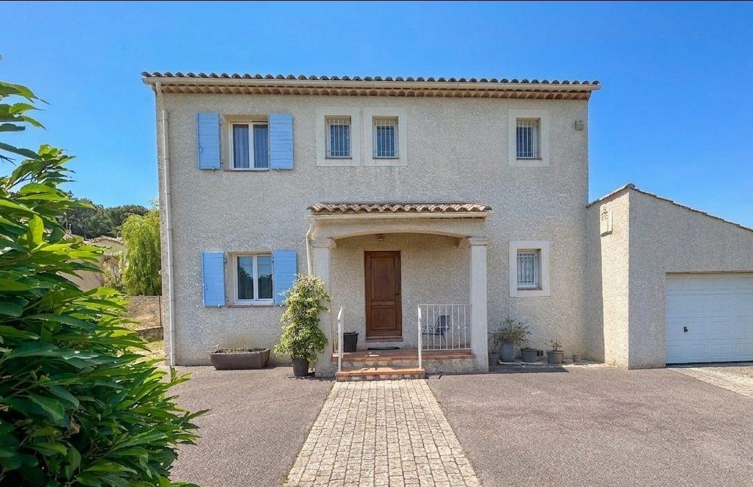 Maison à vendre, 120m², Nans-les-Pins