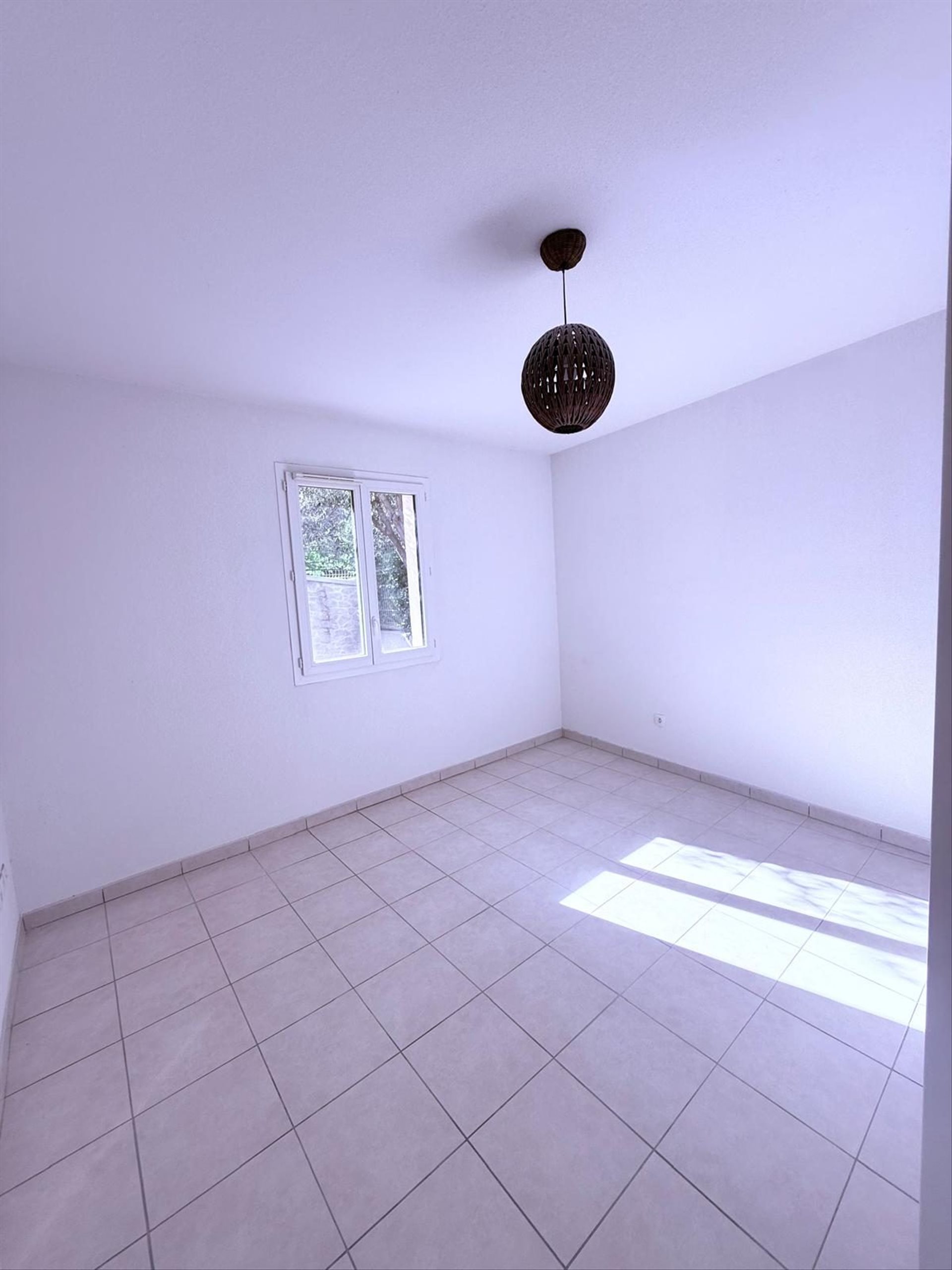 Appartement à vendre, 61m², Belcodène