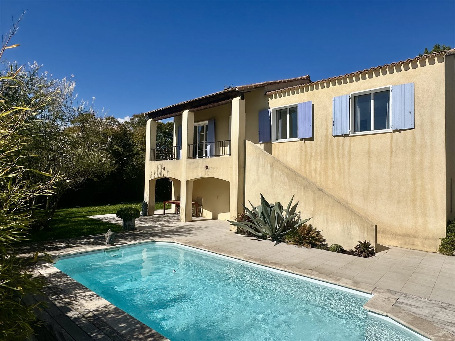 Maison à vendre, 150m², Pourrières