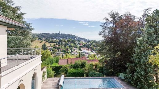 Maison 6 pièces 210 m² · à Saint-Didier-au-Mont-d'Or · 210 m² · 1 170 000 €
