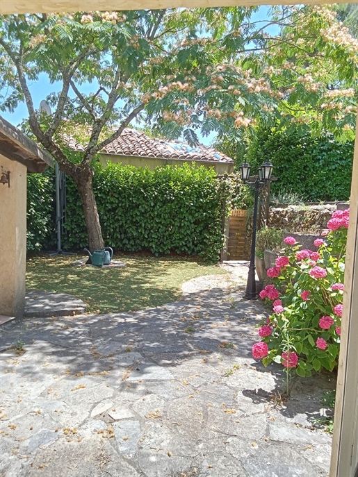 Maison 6 pièces 138 m² · à Cros · 138 m² · 313 000 €