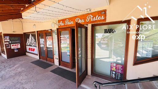 Local commercial 136 m² · à Saint-François-Longchamp · 136 m² · 399 000 €