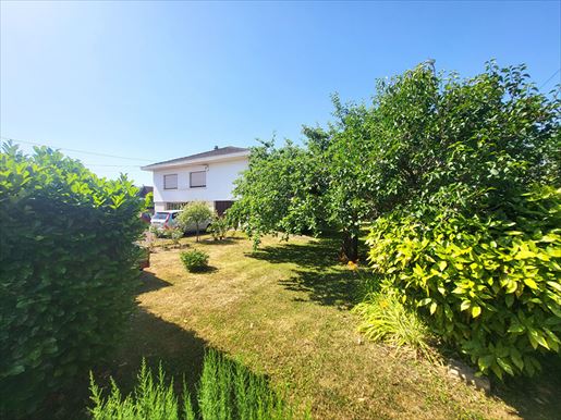 Maison 9 pièces 220 m² · à Ancy-Dornot · 220 m² · 398 000 €