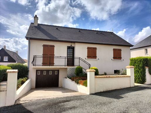 Maison 5 pièces 81 m² · à Villaines-la-Juhel · 81 m² · 106 000 €