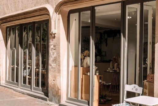 Local commercial 46 m² · à Nîmes · 46 m² · 155 120 €