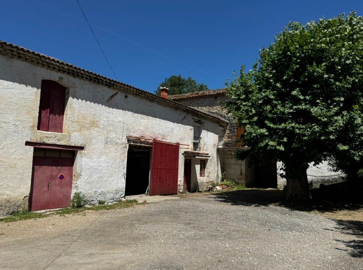 Maison à vendre, 521m², Vallabrègues