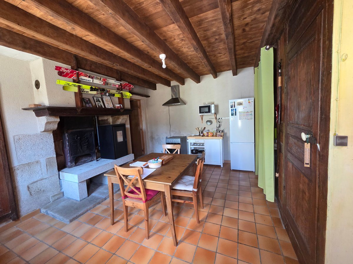 Maison à vendre, 105m², Arrènes