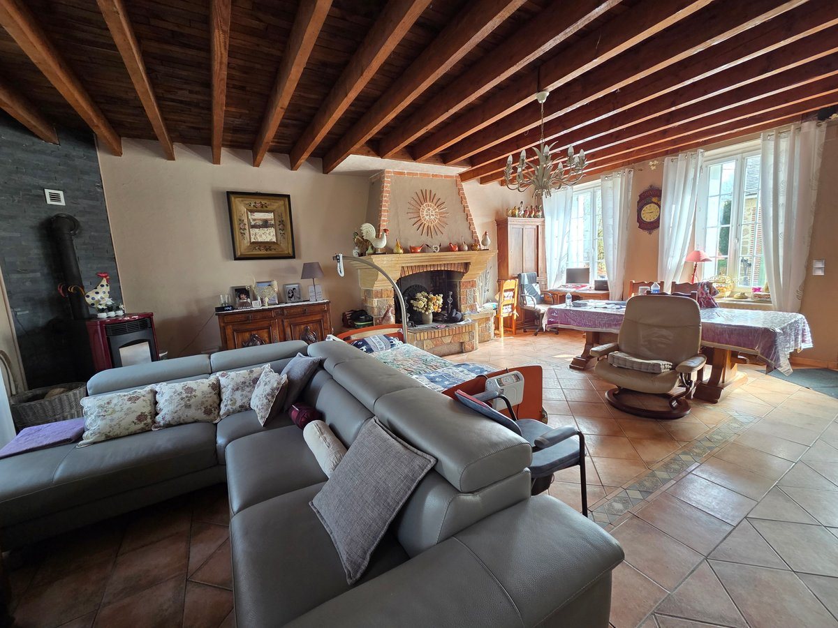 Maison à vendre, 198m², Azerables