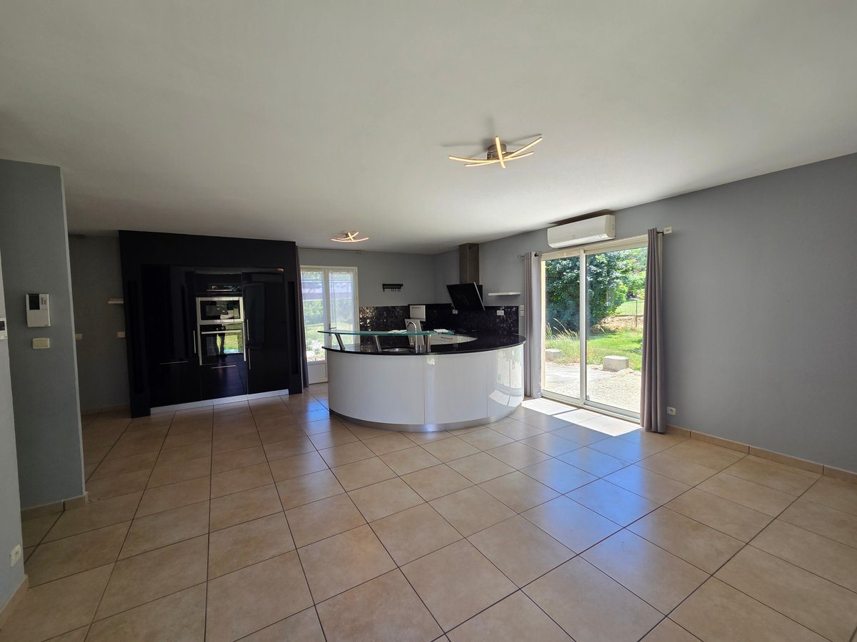 Maison à vendre, 119m², Le Grand-Bourg