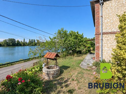 Maison 4 pièces 90 m² · à Saint-Pierre-de-Varengeville · 90 m² · 86 000 €