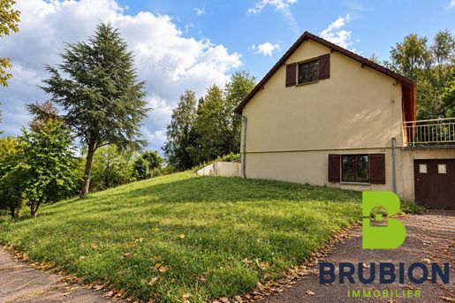 Maison 10 pièces 208 m² · à Perriers-sur-Andelle · 208 m² · 185 000 €