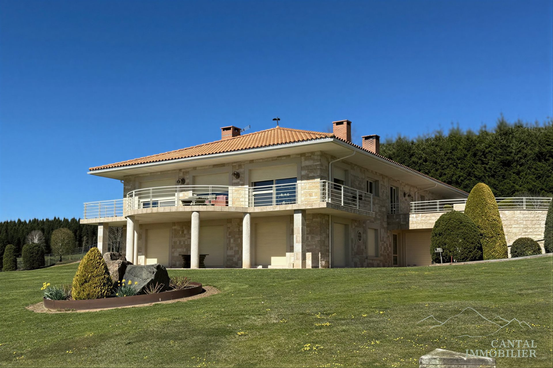 Maison à vendre, 346m², Clavières