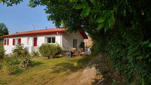 5 pièces 94 m² · à Urcuit · 94 m² · 449 000 €