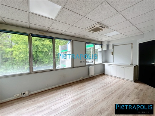 Local commercial 76 m² · à Lissieu · 76 m² · 95 000 €