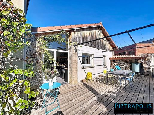 Maison 6 pièces 156 m² · à Lentilly · 156 m² · 475 000 €