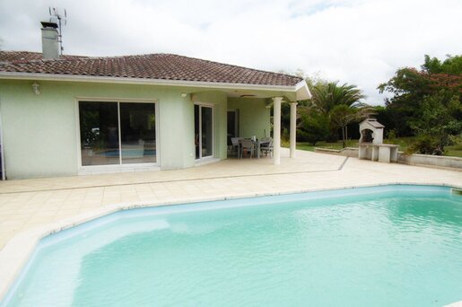 Maison 7 pièces 166 m² · à Bélus · 166 m² · 440 000 €