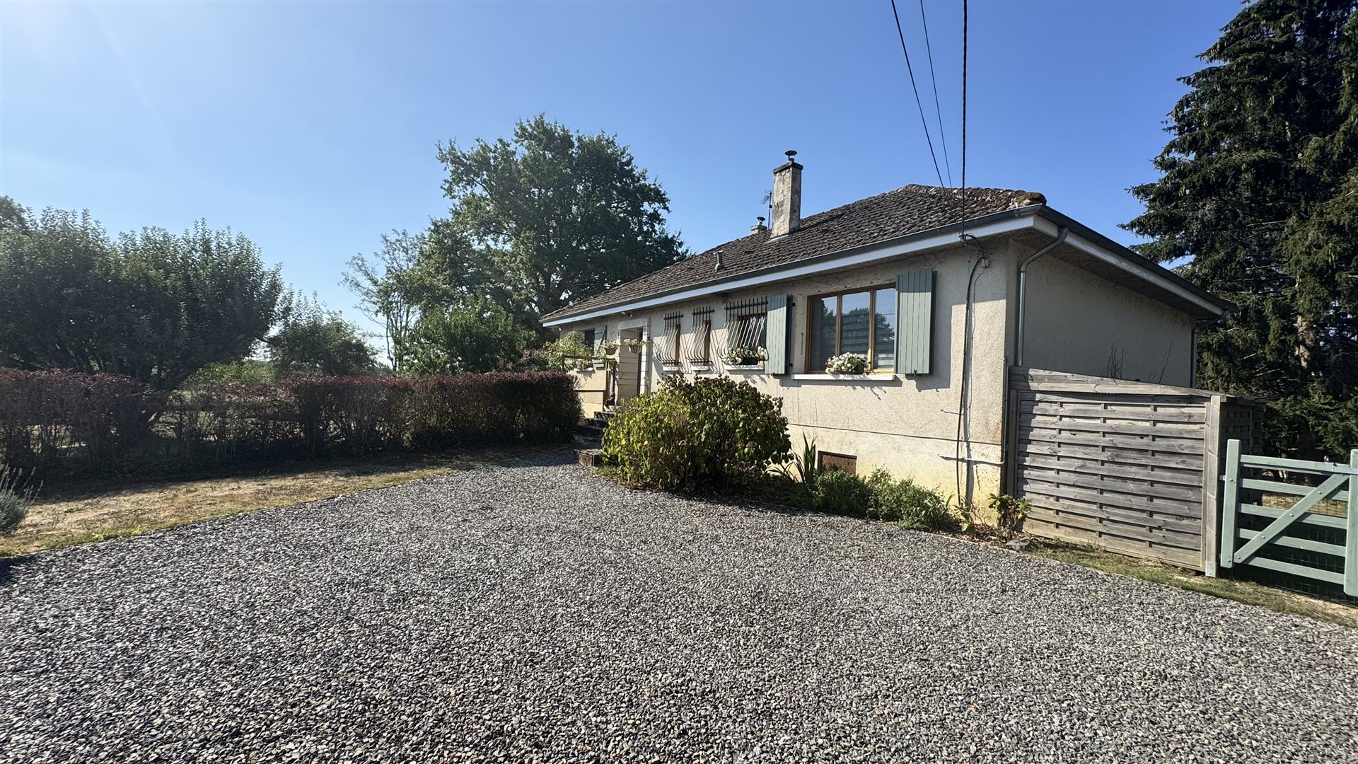 Maison 6 pièces 180 m² · à Val-d’Oire-Et-Gartempe · 180 m² · 179 000 €