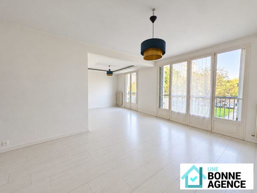 Appartement 4 pièces 82 m² · à Tours · 82 m² · 145 900 €