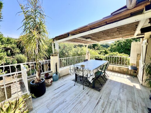 Maison 5 pièces 130 m² · à Trans-en-Provence · 130 m² · 307 000 €