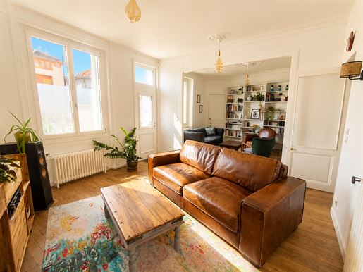 Maison 7 pièces 142 m² · à Nantes · 142 m² · 471 600 €
