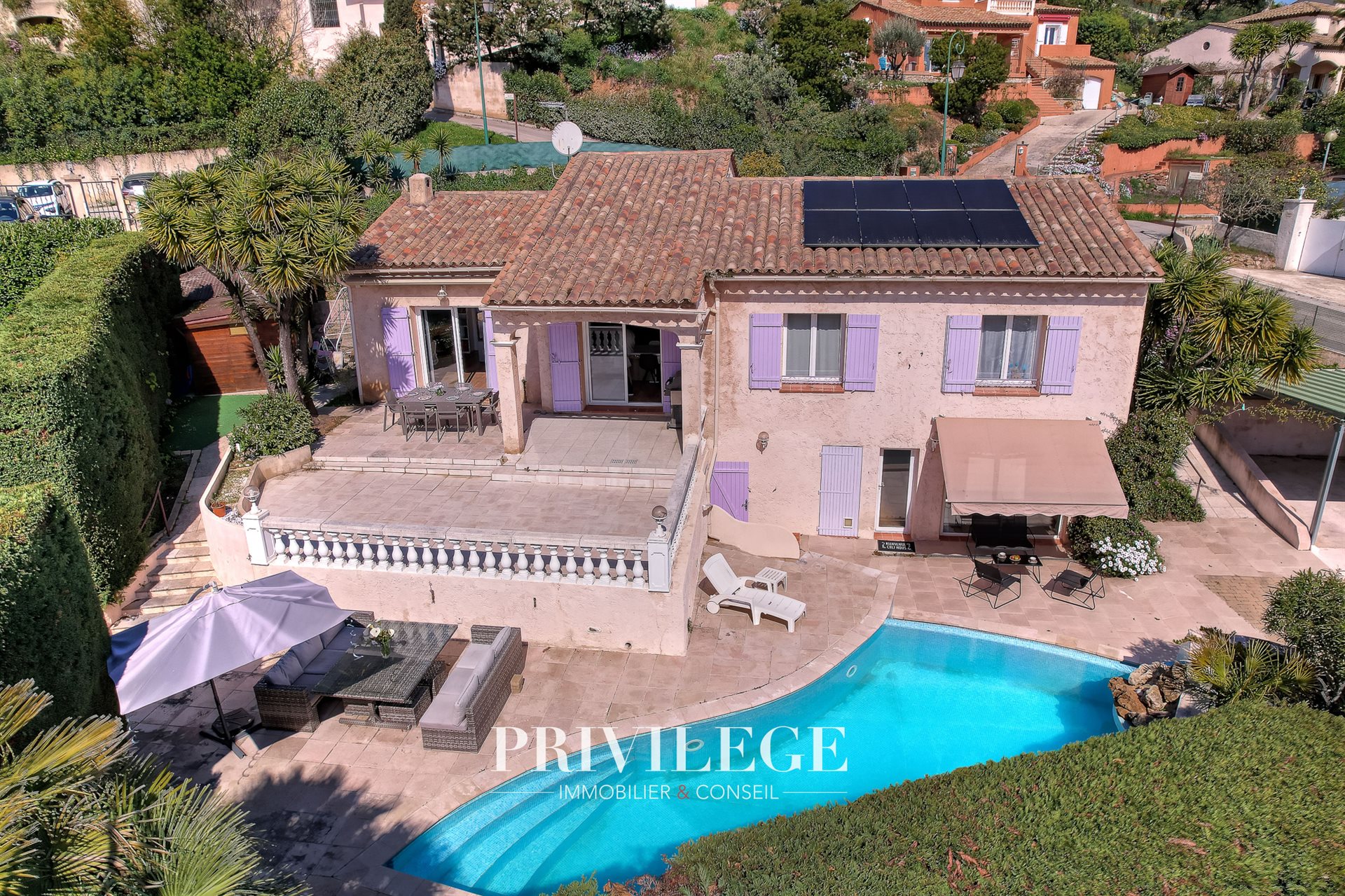 Maison à vendre, 223m², La Roquette-sur-Siagne