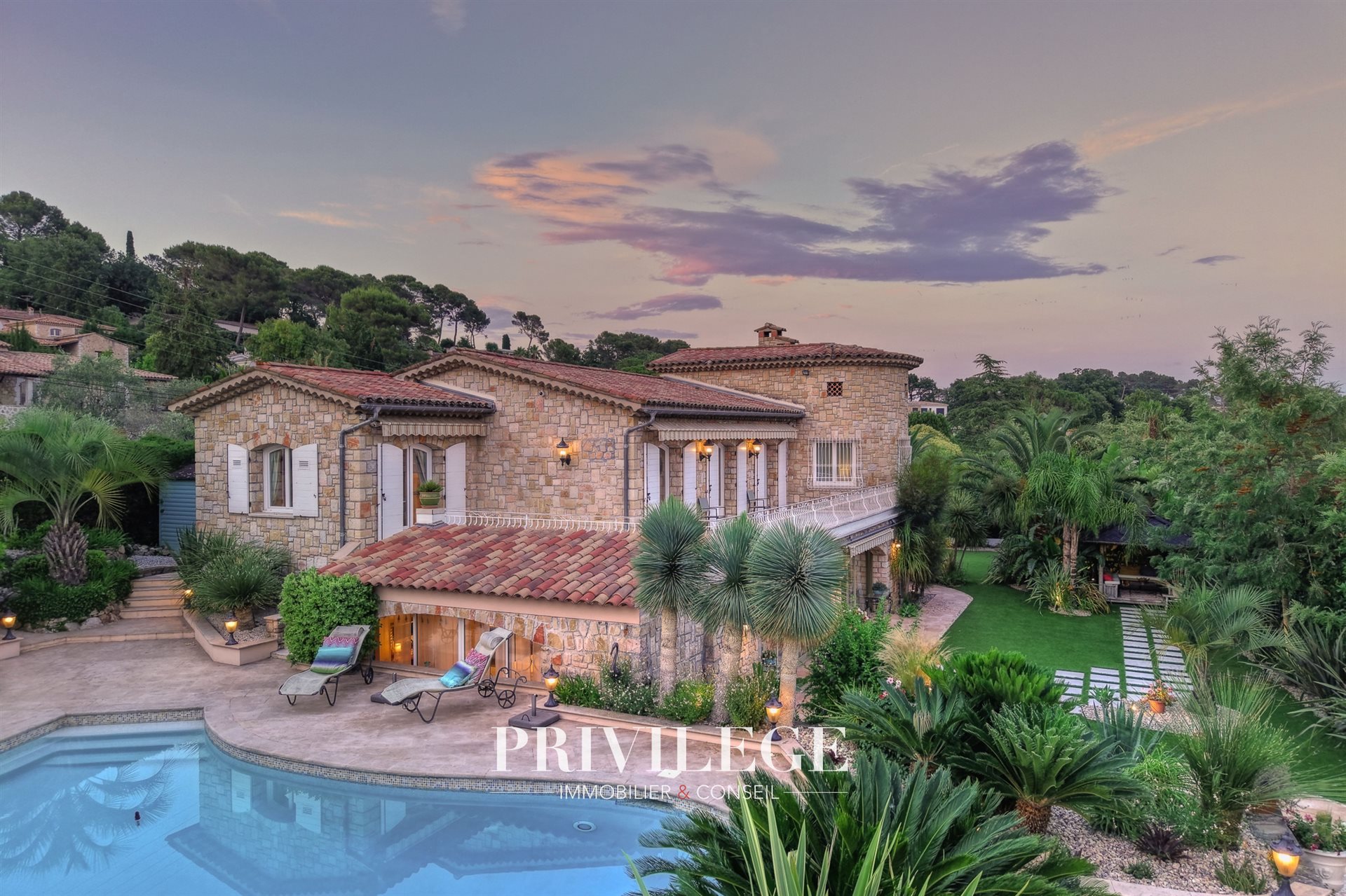 Maison à vendre, 295m², Mougins