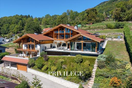 12 pièces 500 m² · à Fillinges · 500 m² · 1 690 000 €