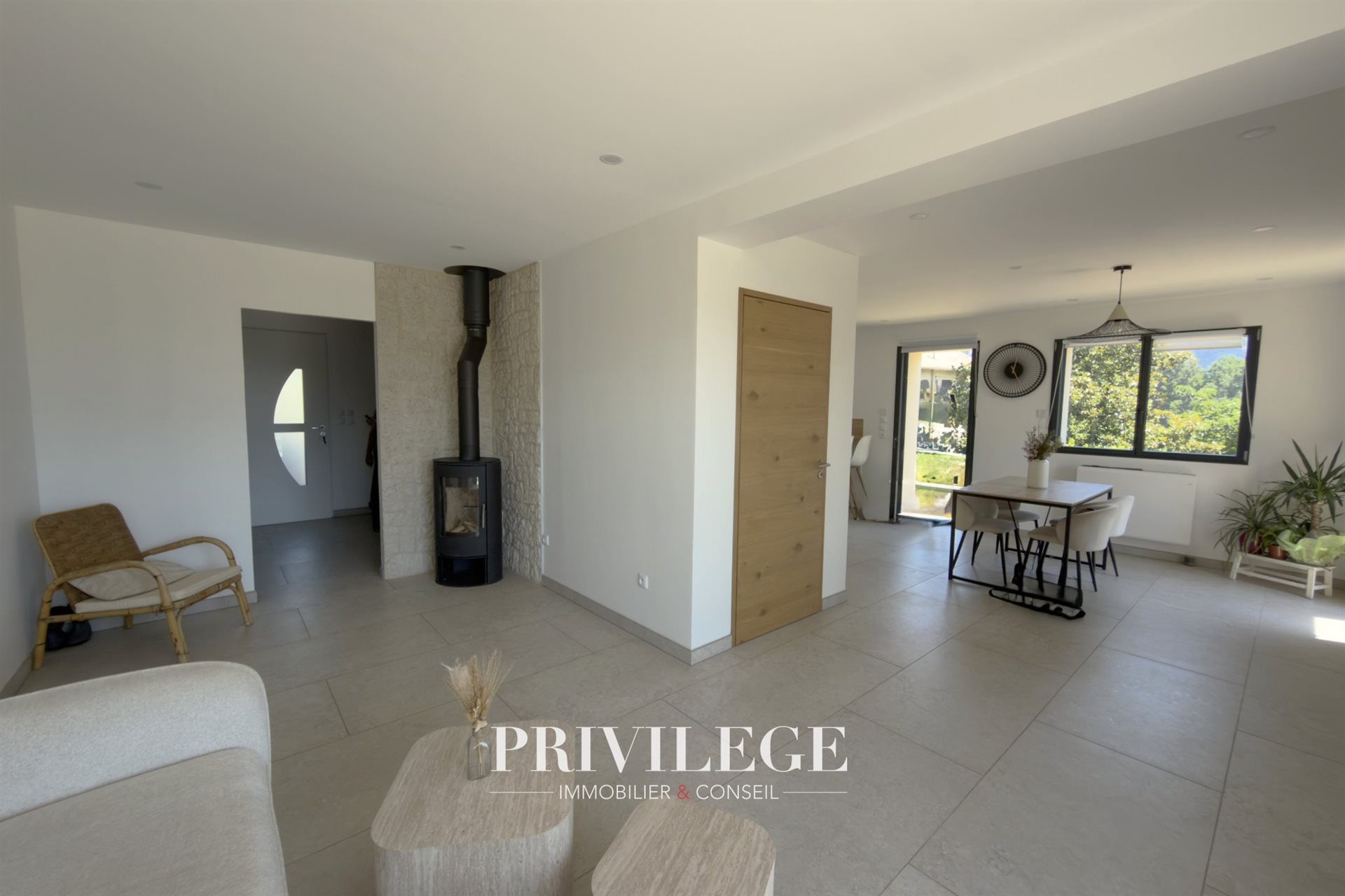 Maison à vendre, 157m², Novalaise