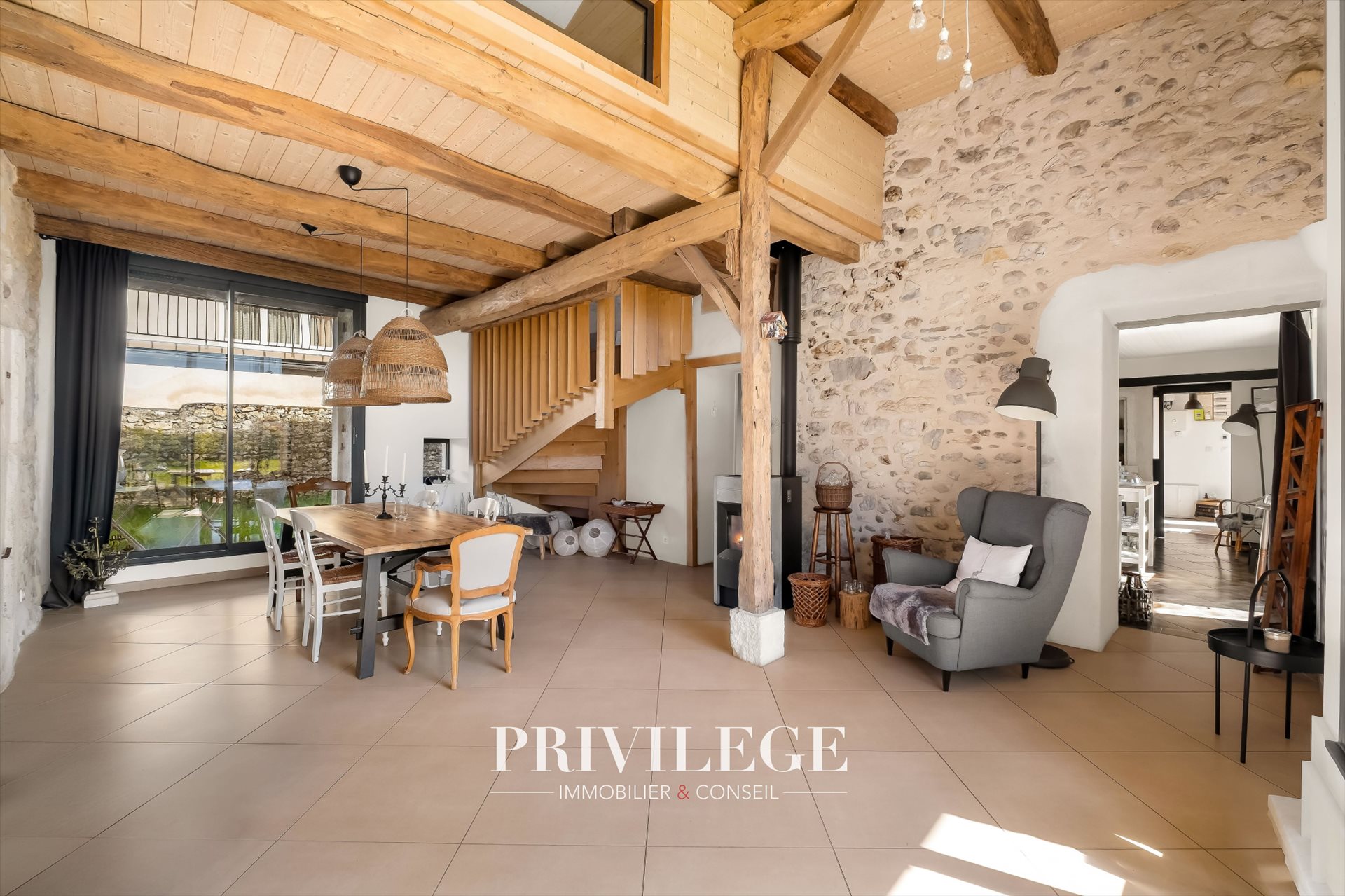 Maison à vendre, 230m², Arboys en Bugey
