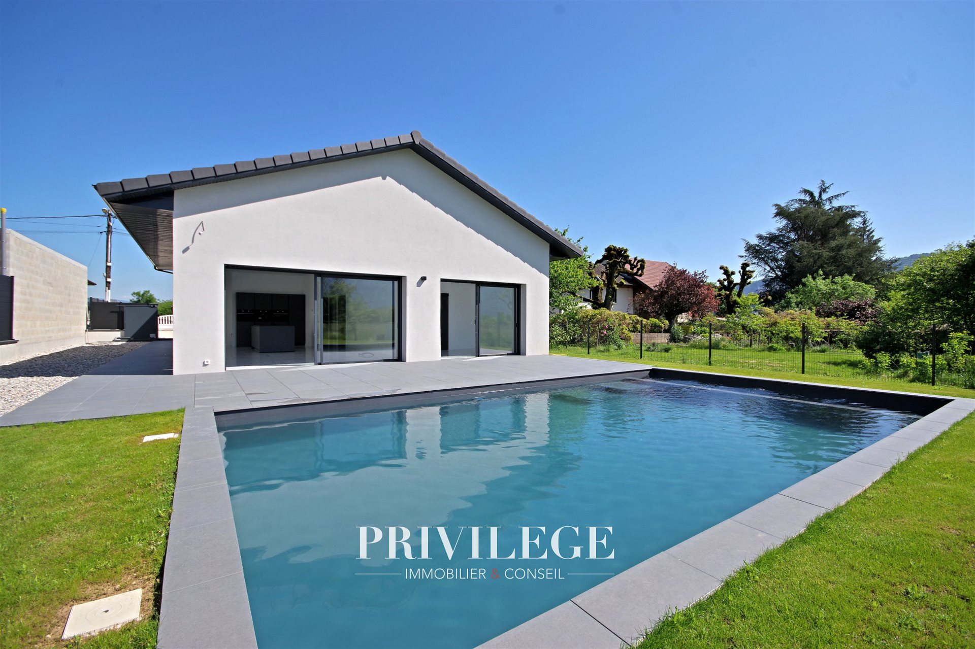 Maison à vendre, 155m², Peyrieu