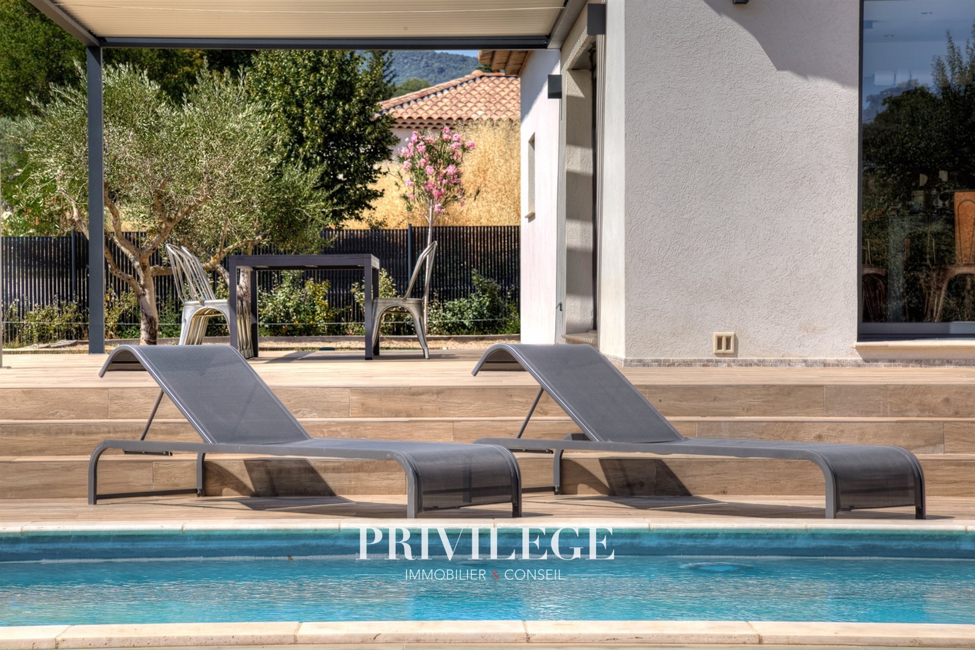Maison à vendre, 151m², Aups