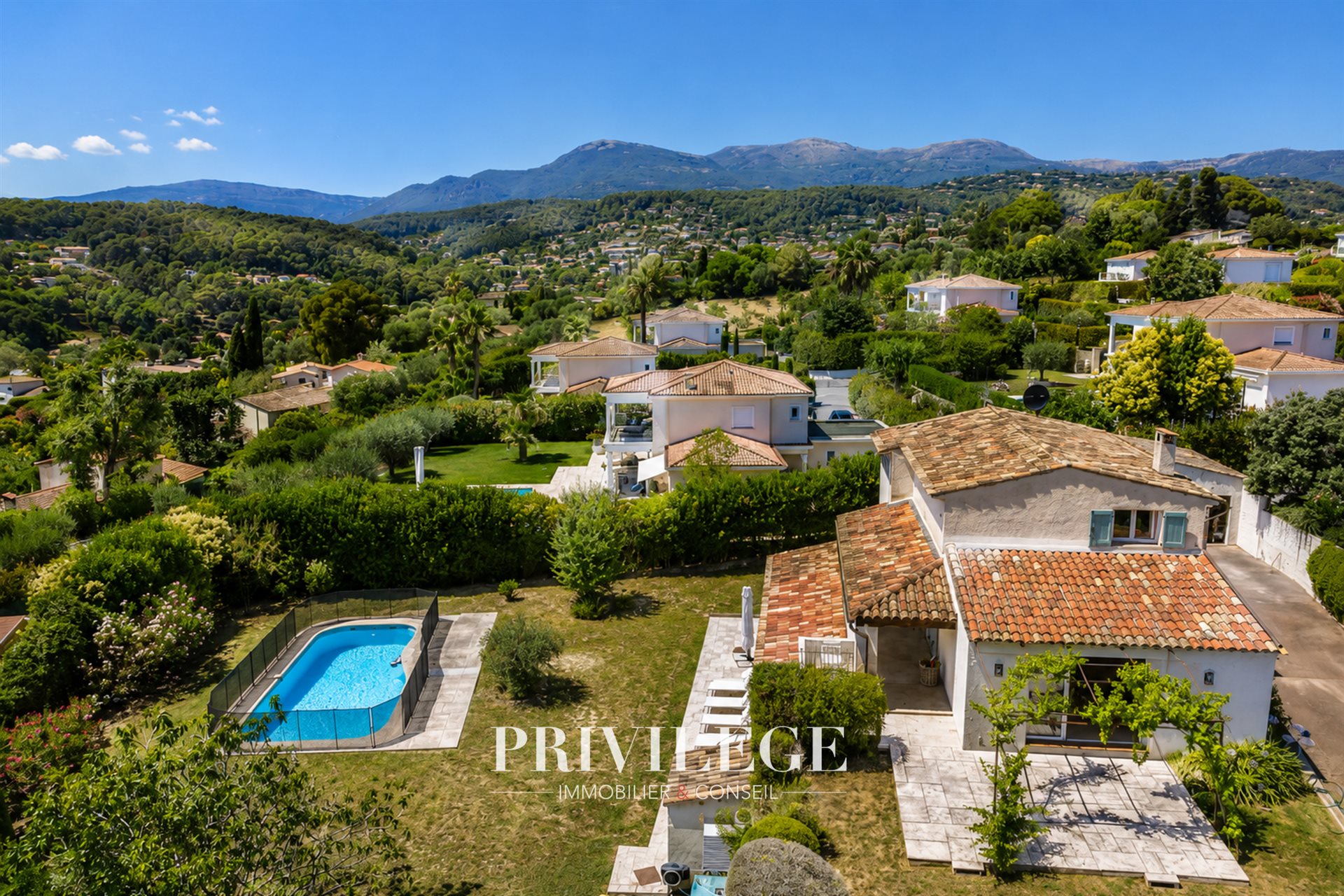Maison à vendre, 200m², La Colle-sur-Loup