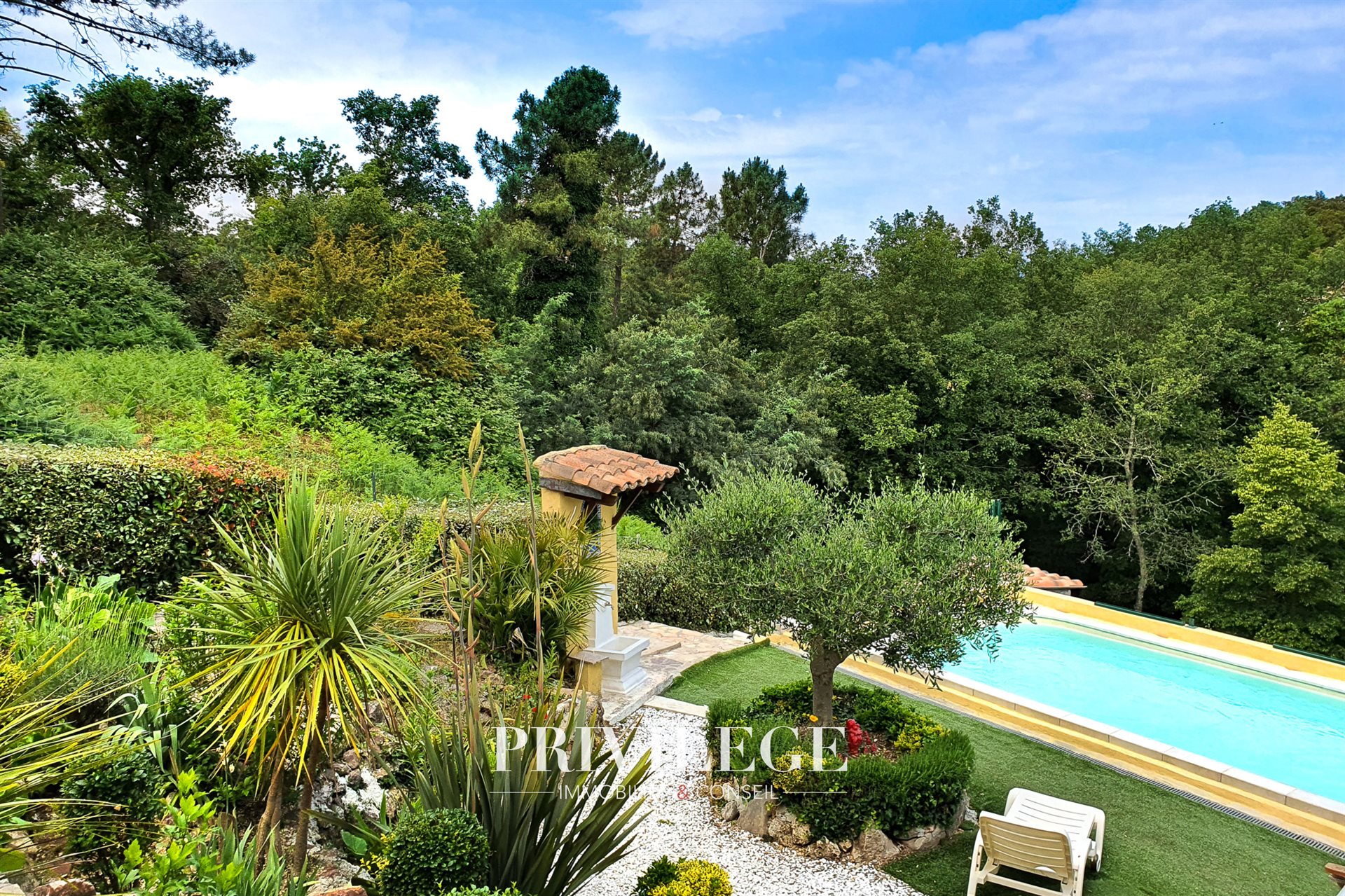 Maison à vendre, 237m², Les Adrets-de-l'Estérel