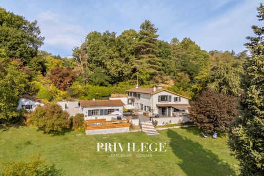 Maison 6 pièces 180 m² · à Reyrieux · 180 m² · 680 000 €