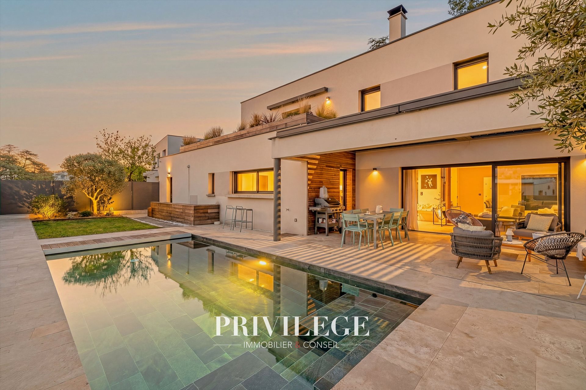 Maison à vendre, 242m², Rochetaillée-sur-Saône