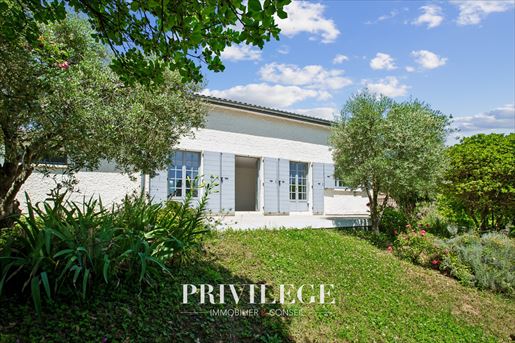 Maison 5 pièces 133 m² · à Saint-Didier-au-Mont-d'Or · 133 m² · 770 000 €
