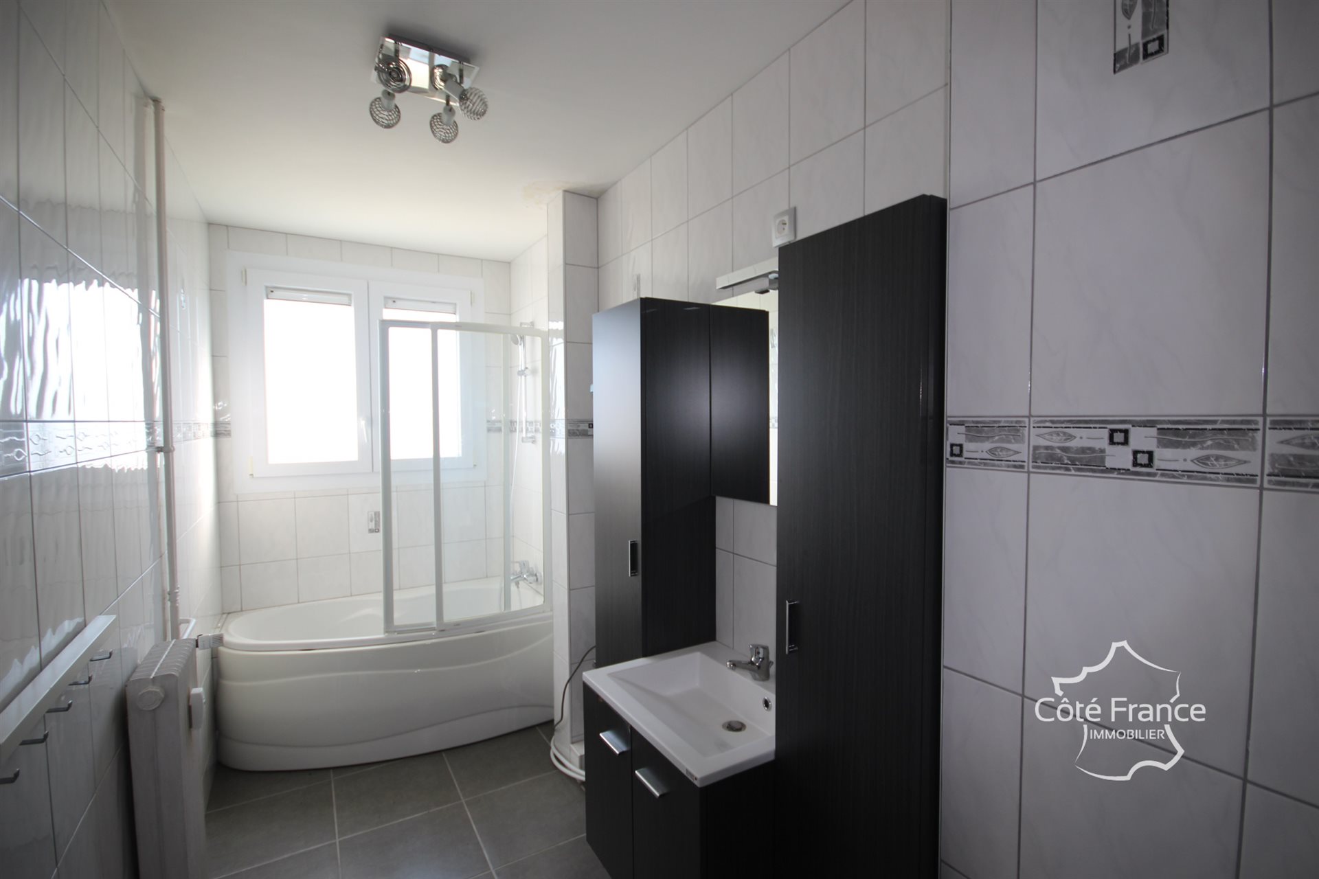 Appartement à vendre, 77m², Givet