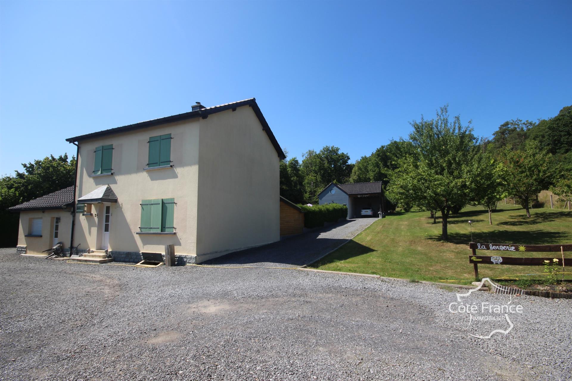 Maison à vendre, 191m², Aubrives