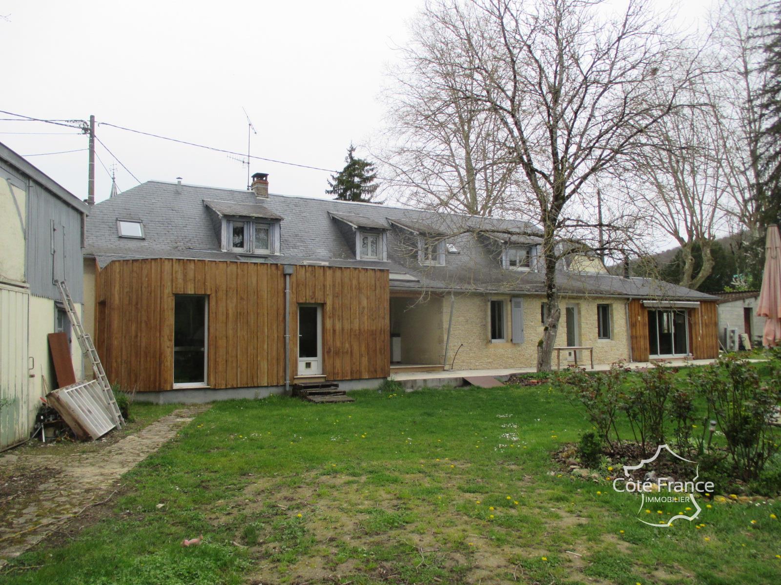 Maison à vendre, 260m², Montignac-Lascaux