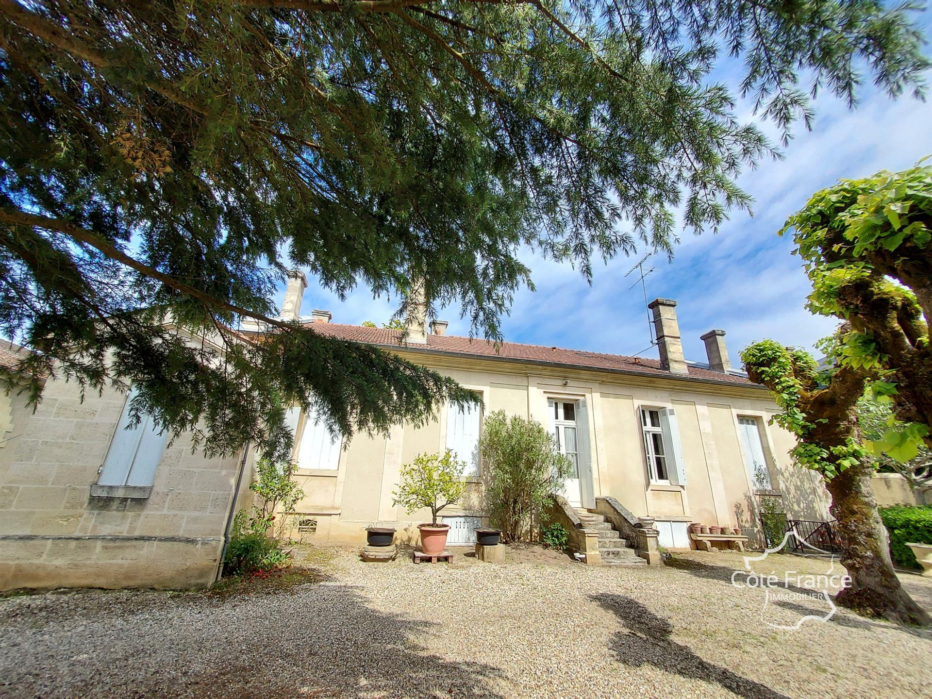 Maison à vendre, 229m², Cadillac-sur-Garonne