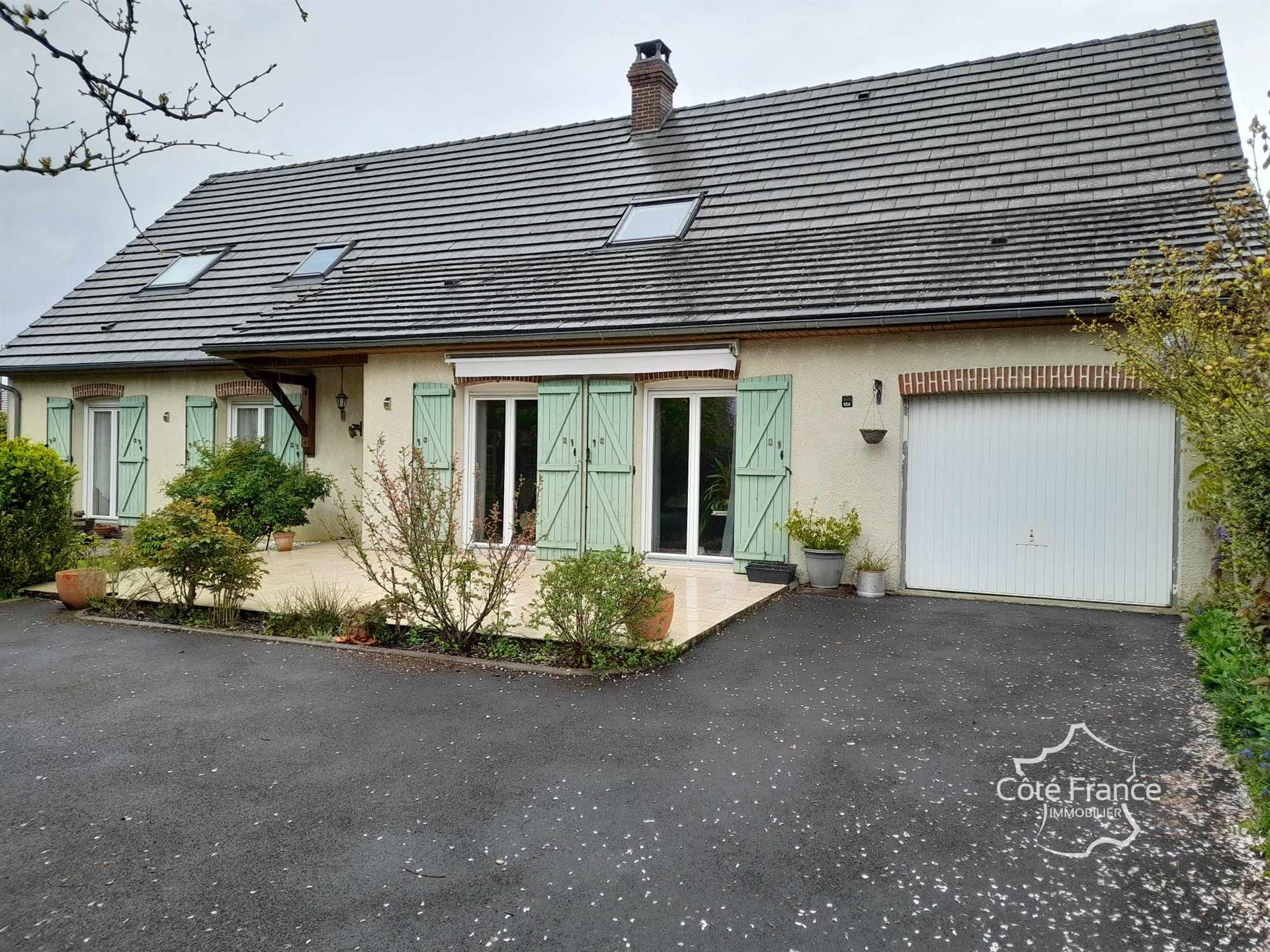 Maison à vendre, 182m², La Capelle