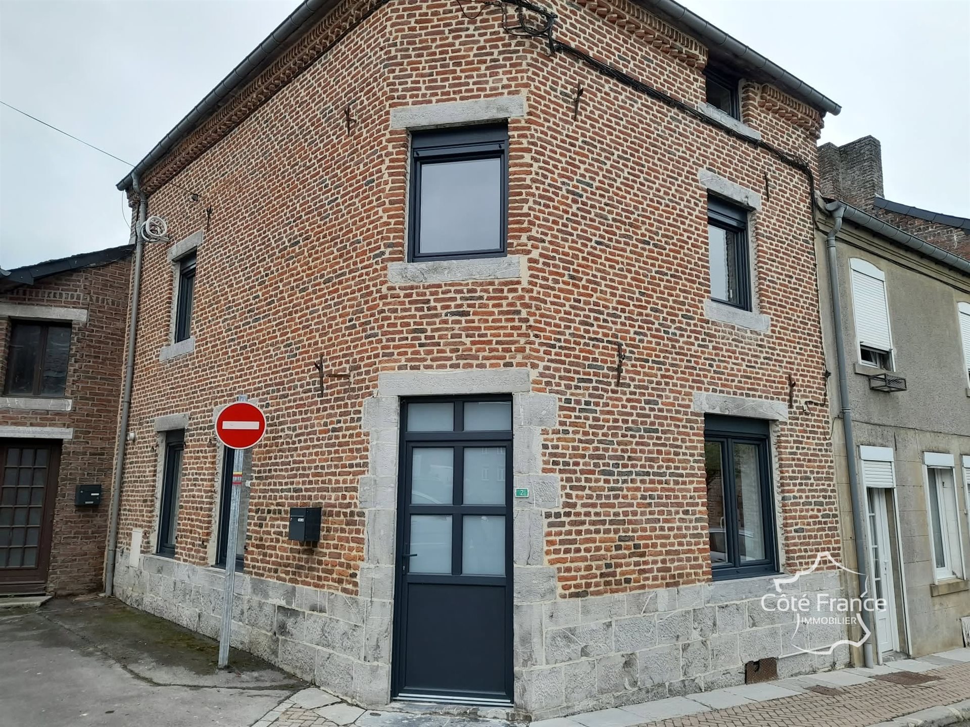 Maison à vendre, 74m², Etroeungt